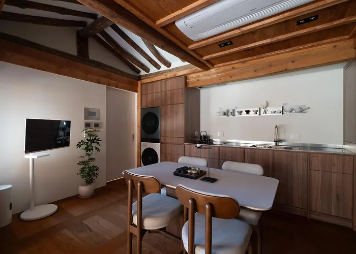 Hanok Nocturne Naksan In ヴィラ *