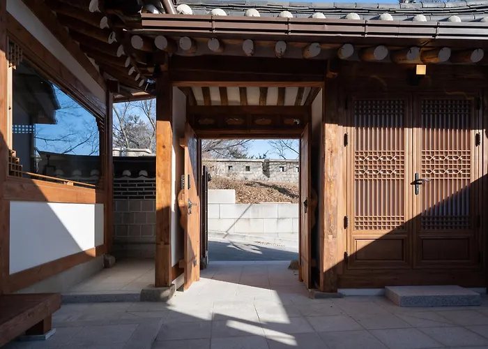 Hanok Nocturne Naksan In ヴィラ *